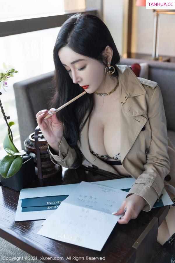 允薾  [XiuRen]高清写真图 2021.09.29 No.4020 允薾第29张图片